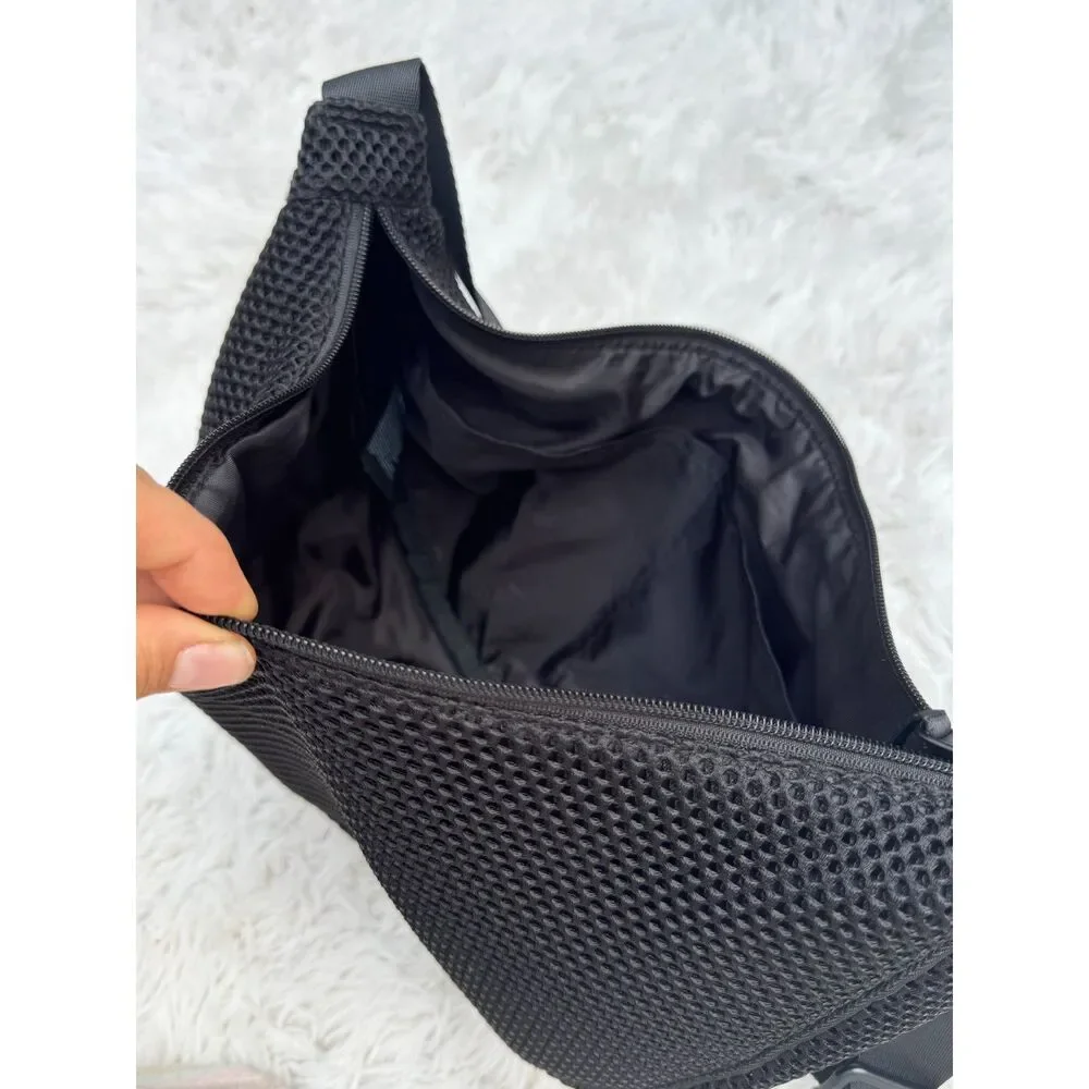 Uniqlo pre owned